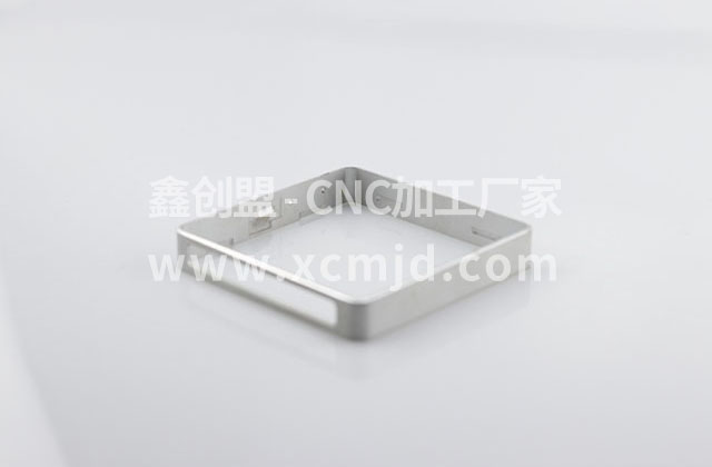 五軸CNC加工中心在進(jìn)行刀具補(bǔ)償時(shí)要注意哪些刀點(diǎn)？