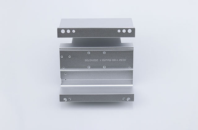 當(dāng)CNC加工成品中表面出現(xiàn)不均勻現(xiàn)場(chǎng)怎么調(diào)整 當(dāng)CNC加工成品中表面出現(xiàn)不均勻現(xiàn)場(chǎng)怎么調(diào)整