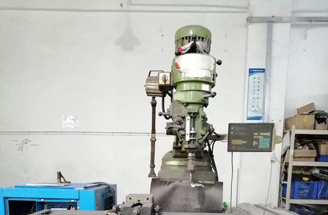 導(dǎo)致精密五金加工精度變差的原因是什么？