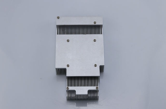 鋁合金零部件常用的粗加工的方法有哪些？