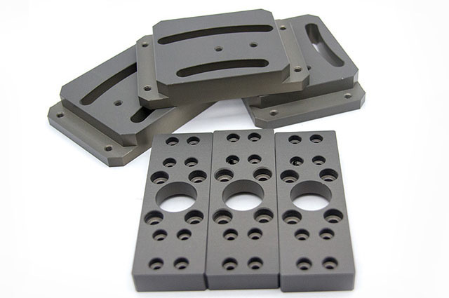 鈦金屬在石油化工行業(yè)中應用的幾個特點