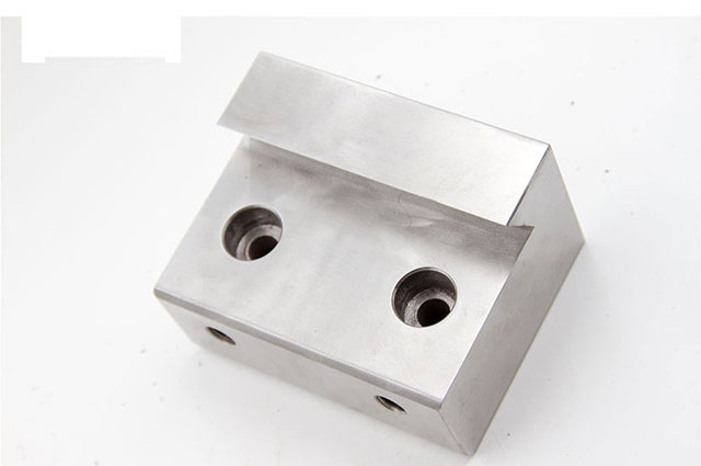 CNC精密機械加工